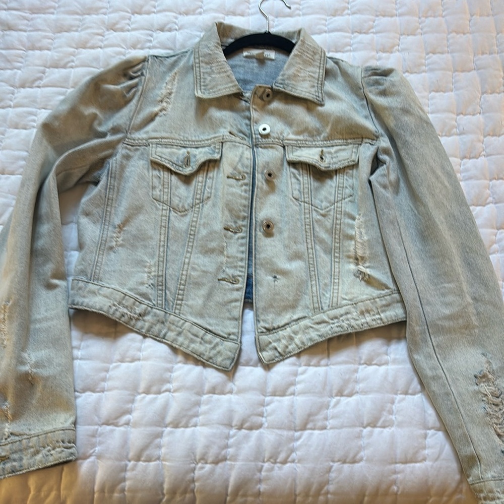 Cropped distressed denim jacket